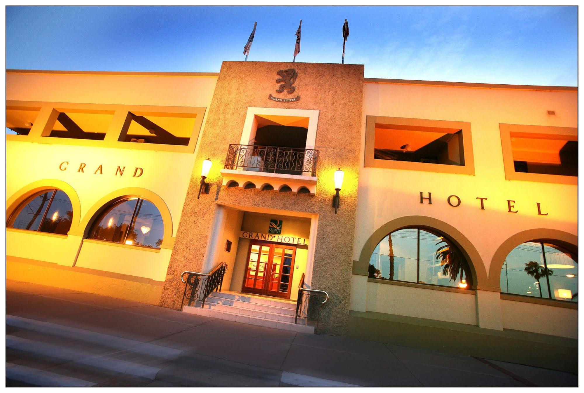 Quality Hotel Mildura Grand Buitenkant foto